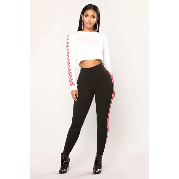 Get In Line Leggings - Black - Picture 3 of 6